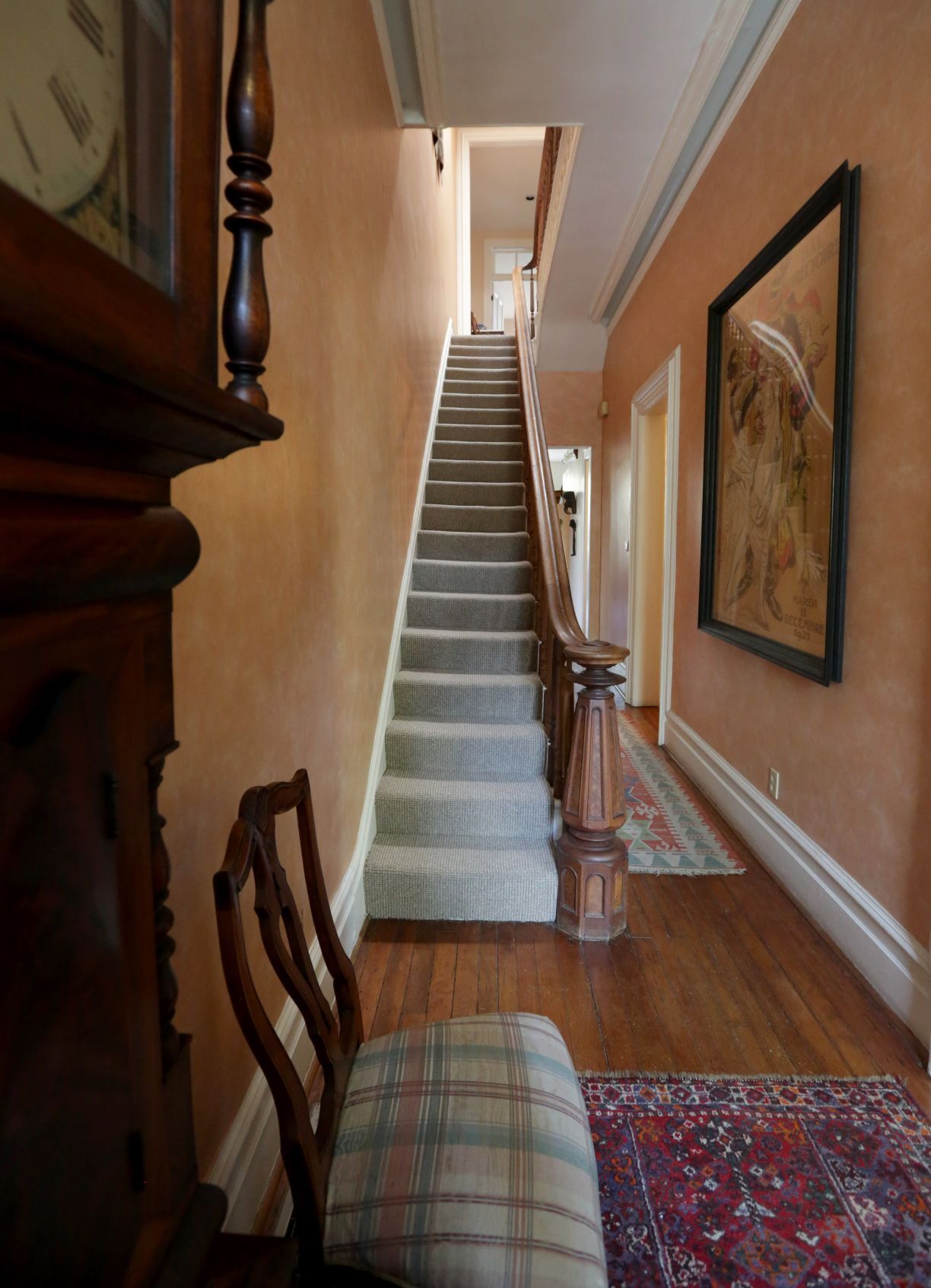 At Home with Suzanne Sessions